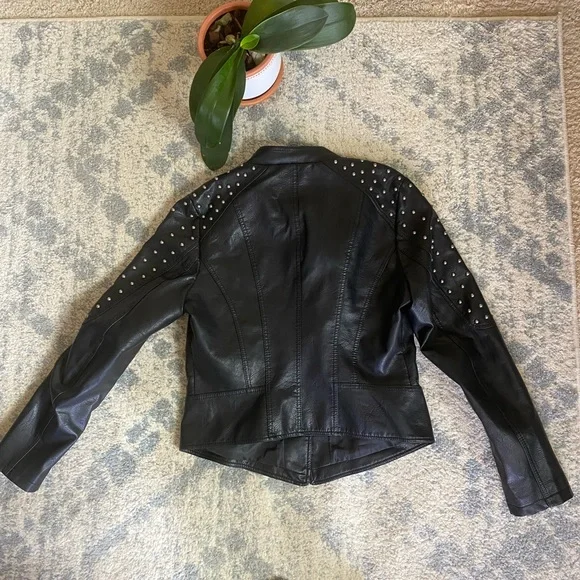 LA collection faux leather studded jacket L - Picture 2 of 2
